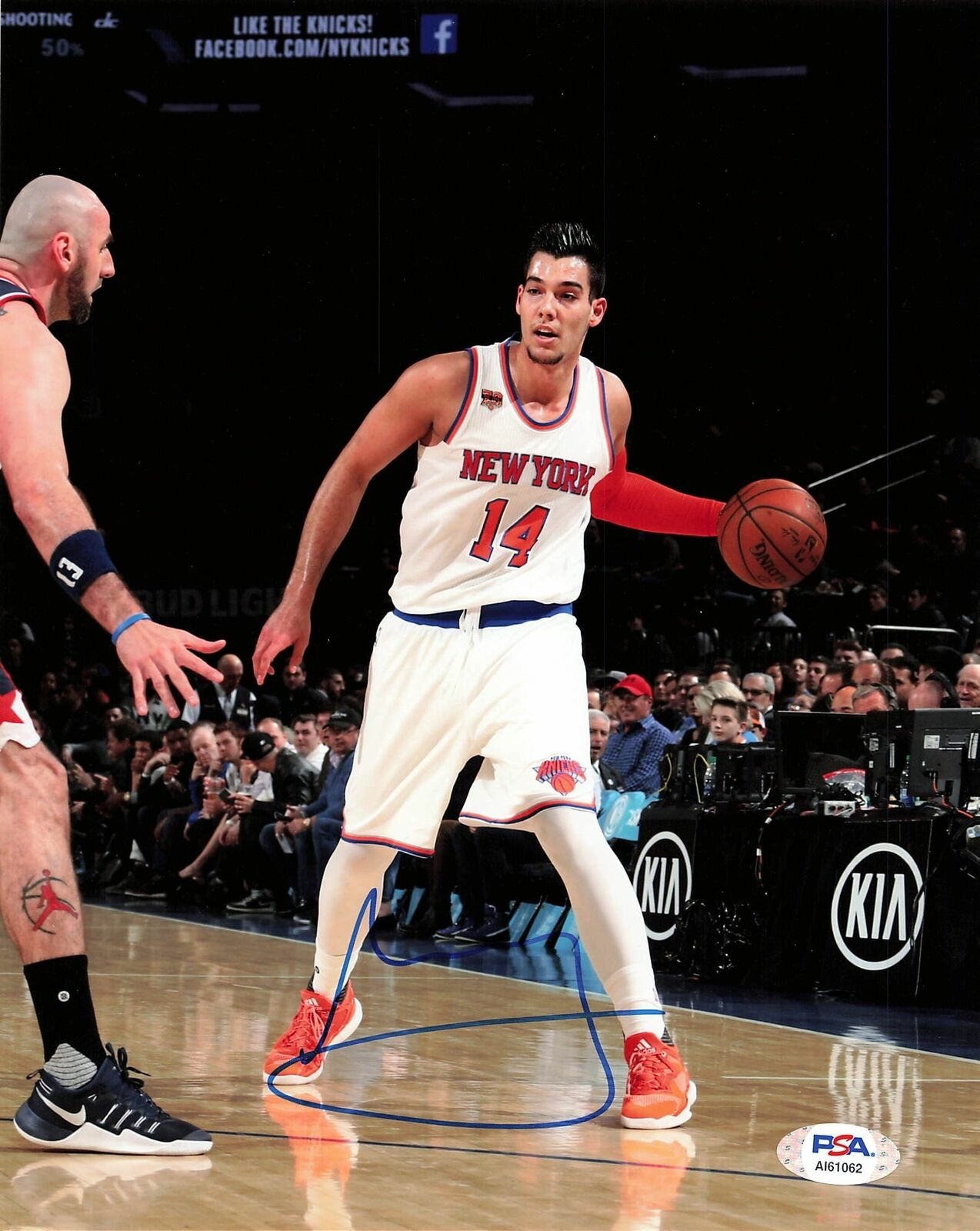 WILLY HERNANGOMEZ signed 8x10 Photo Poster painting PSA/DNA New York Knicks Autographed Jazz