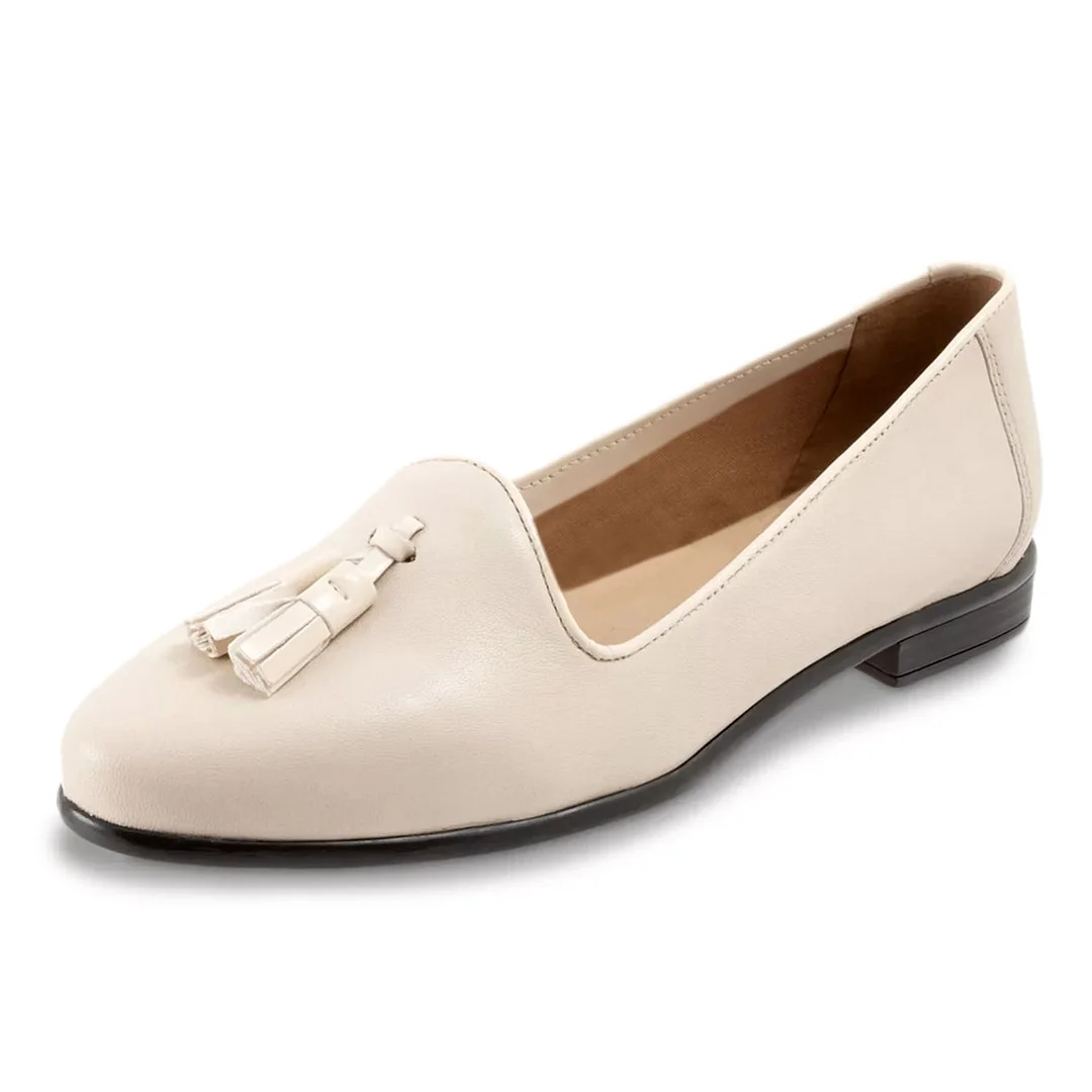 Vegan Leather Closed Toe Shoes Tassels Decor Flats in Beige