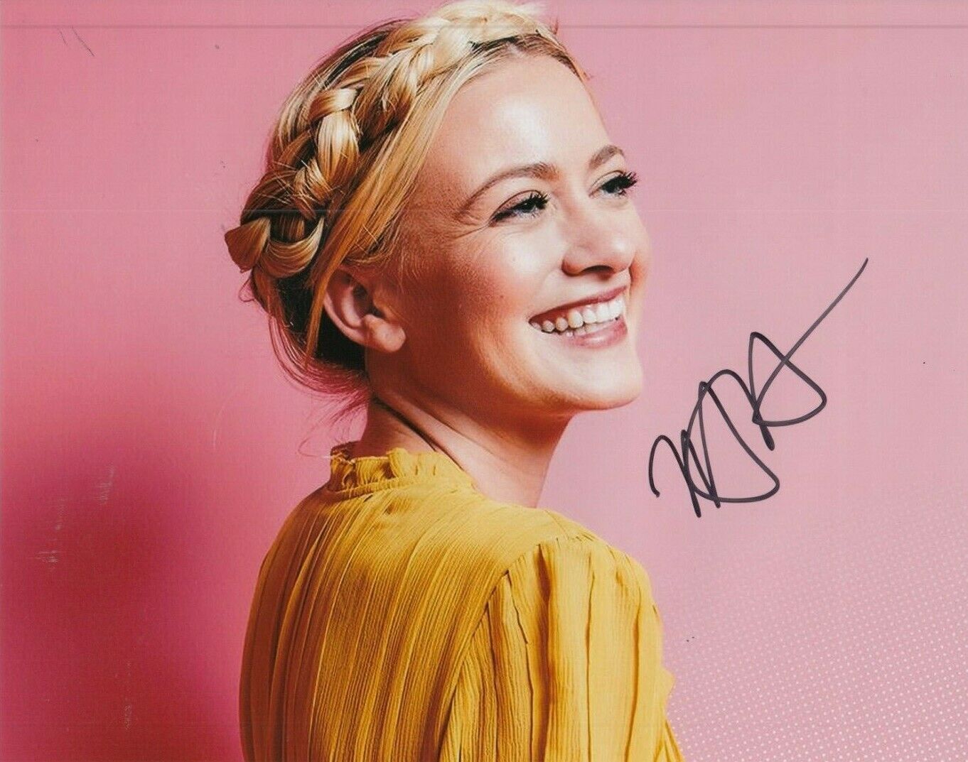 MEREDITH HAGNER signed (HITS ACTRESS) Movie 8x10 *Search Party - The Oath* W/COA