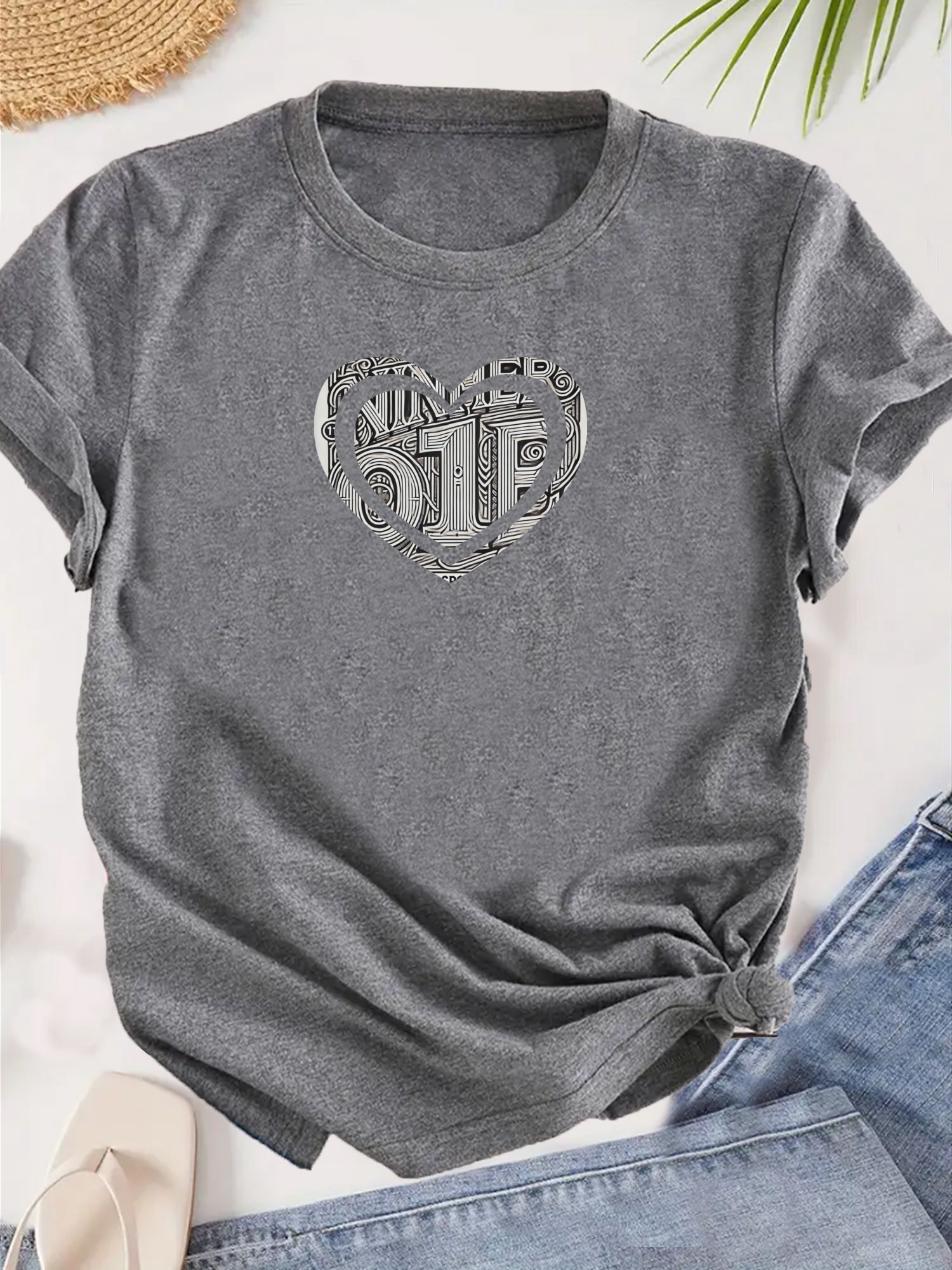 Women's Pink Short-Sleeve Crew Neck T-Shirt - Summer Casual Top With "Mom 2024" Heart Print, Soft Polyester Blend, Comfortable & Stylish For Casual Attire, Casual Maternity Clothing | Graphic Tshirt | Machine Washable, Maternity Tshirt | IFYHOME