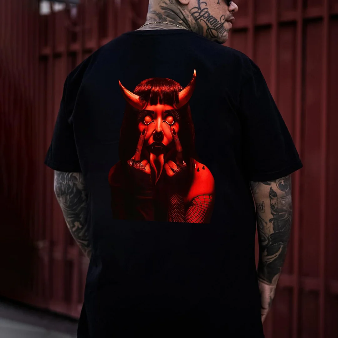 Evil Girl Printed Men's T-shirt -  