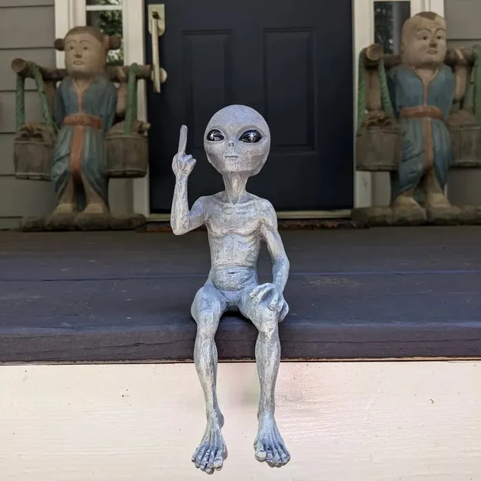🤣2025 Funny Alien Artwork