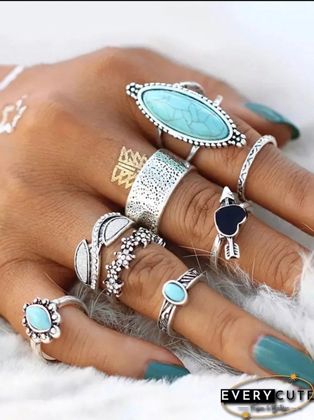8Pcs Ethnic Style Turquoise Heart Ring Set Beach Holiday Jewelry