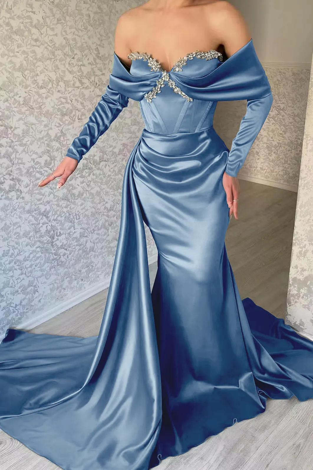 Elegant Long Sweetheart Mermaid Beadings Evening Prom Dress with Ruffles