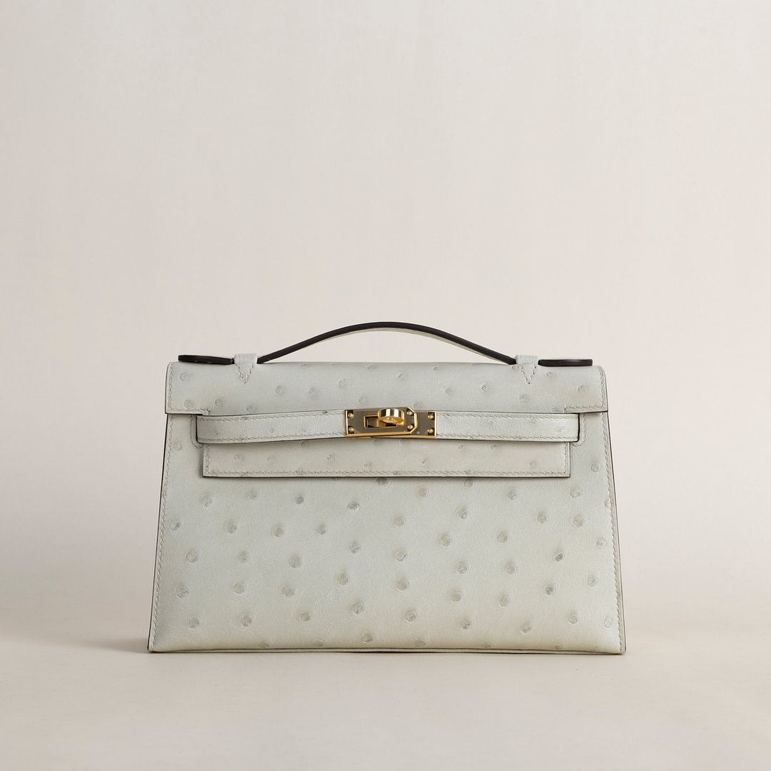 Kelly pochette Ostrich 3C Parchemin GHW