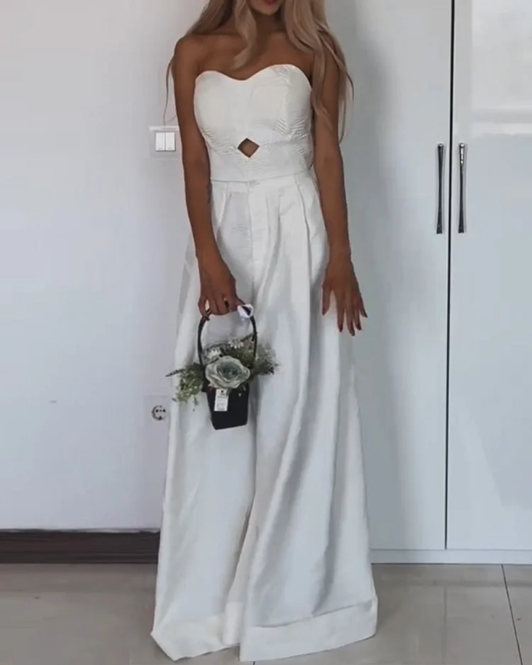 Sleeveless solid color hollow jumpsuit