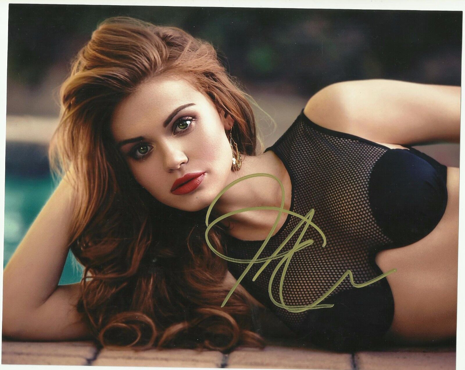 Sexy Teen Wolf HOLLAND RODEN Signed 8x10 Photo Poster painting