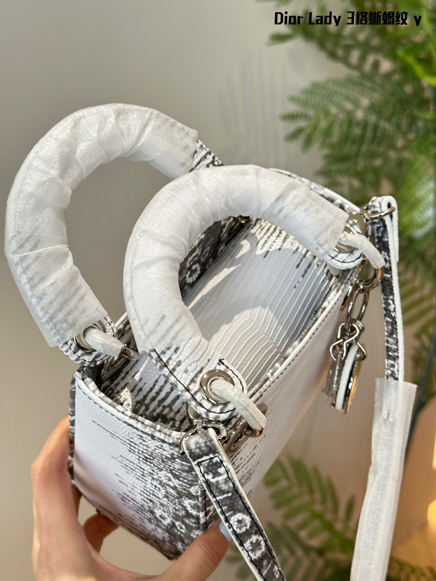 A57d401d5d23a70e25361f1294312c27