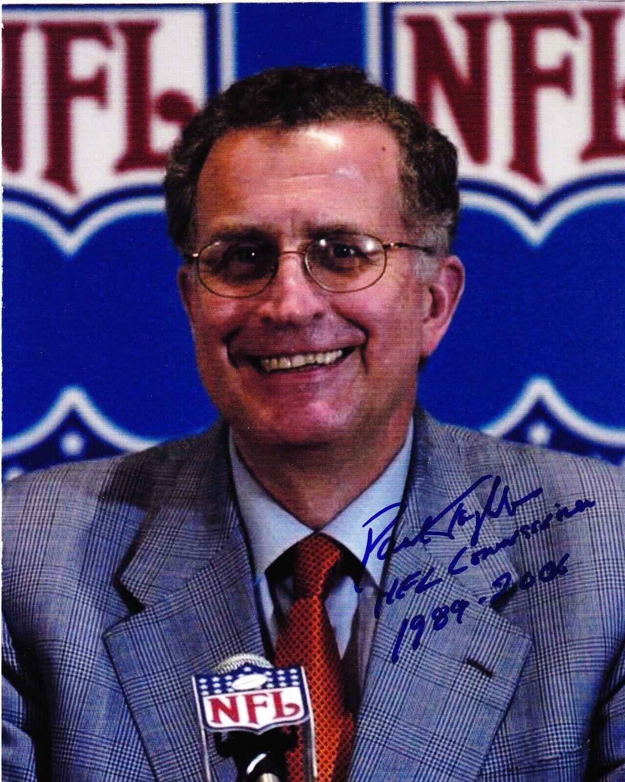 Paul Tagliabue signed 8x10 color Photo Poster painting #2 NFL Commissioner HOF