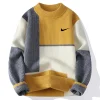 Men's Autumn And Winter Colorblock Warm Crew Neck Sweater