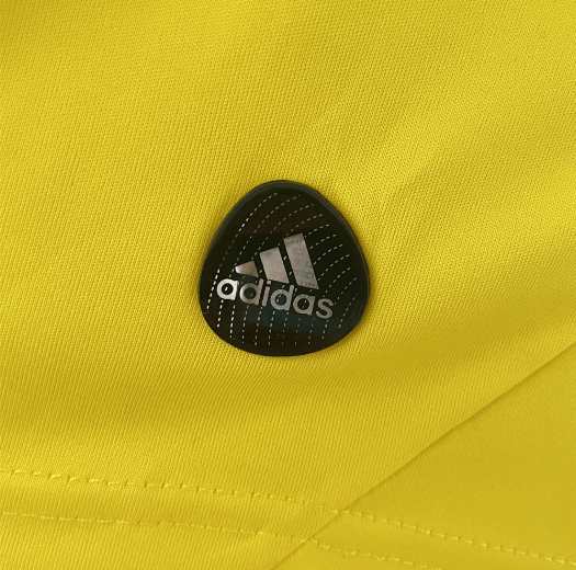 Retro 2011/2012 Real Madrid Goalkeeper Yellow Football Shirt Thai Quality