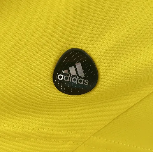 Retro 2011/2012 Real Madrid Goalkeeper Yellow Football Shirt Thai Quality