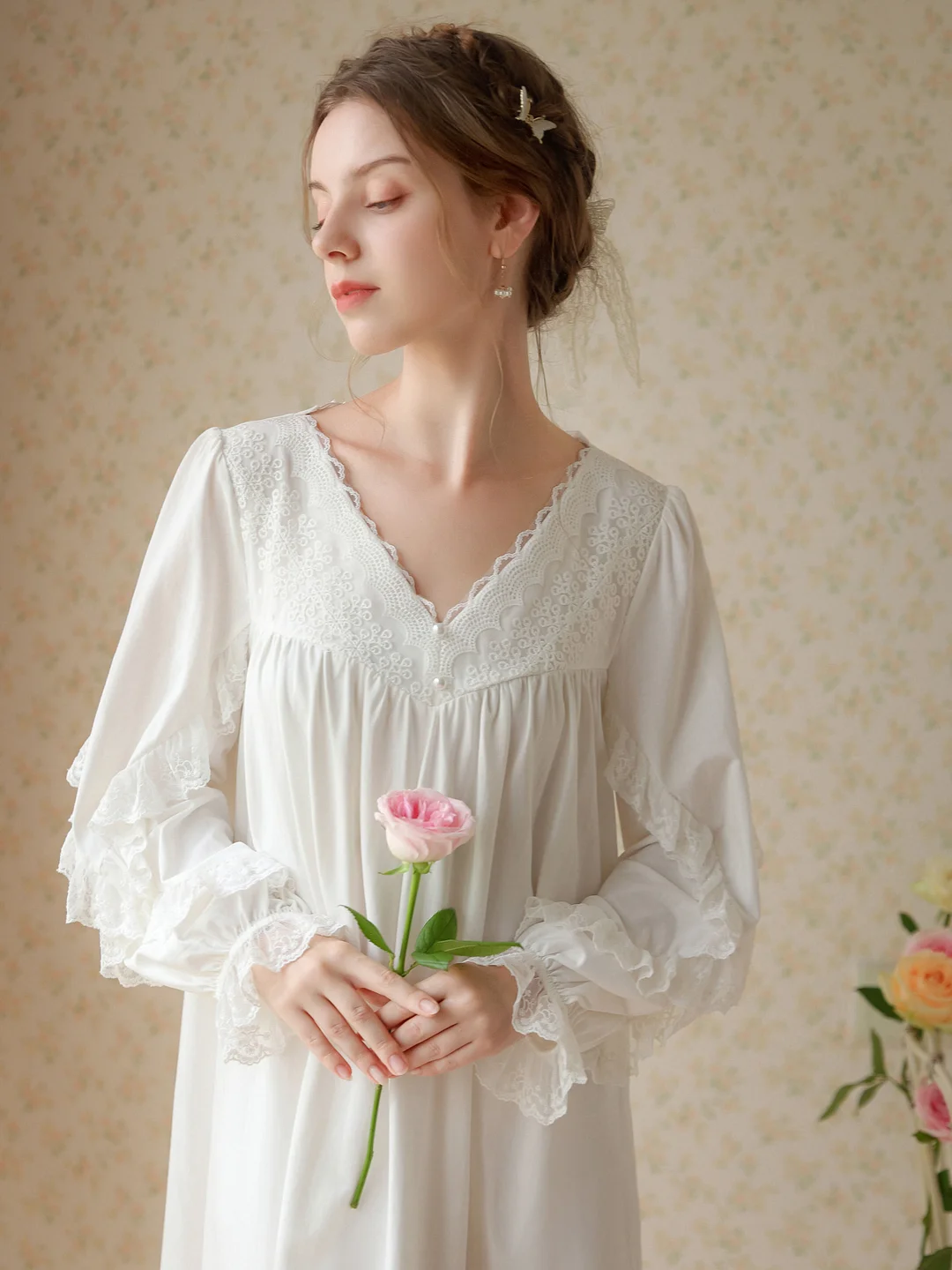 Vintage Sweet Princess V-neck Long Sleeves One-piece Nightgown