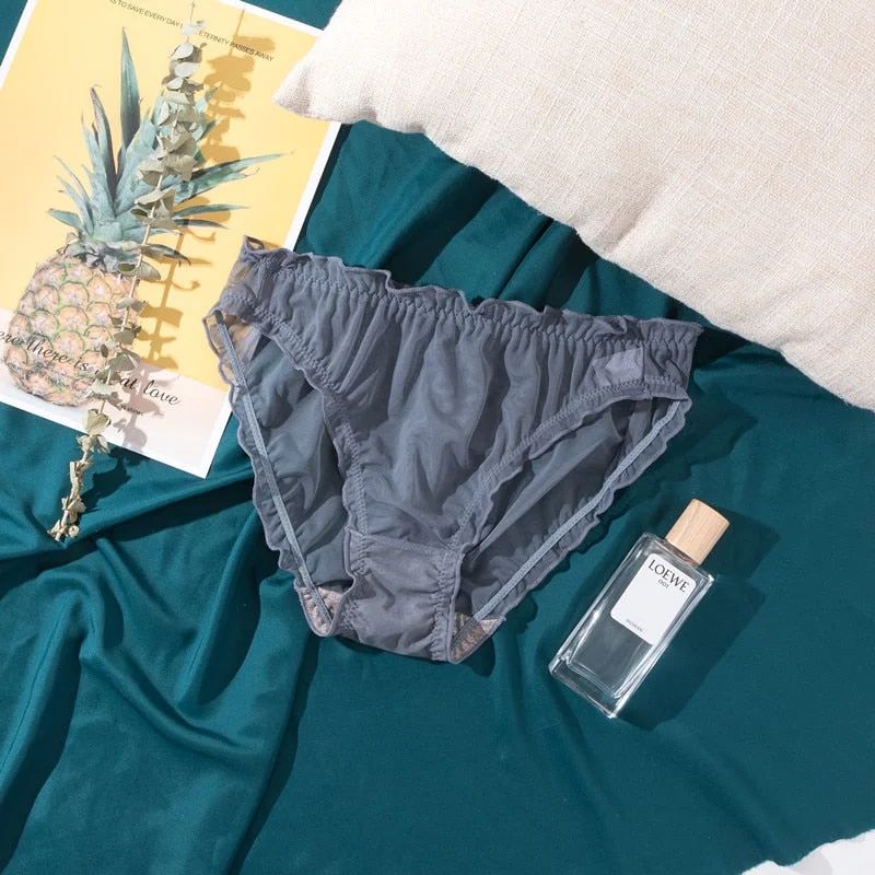 Women Sexy Panties Lace Underpants Low-Rise Panties Hollow Mesh Transparent Perspective Briefs Female Fashion Underwear Lingerie