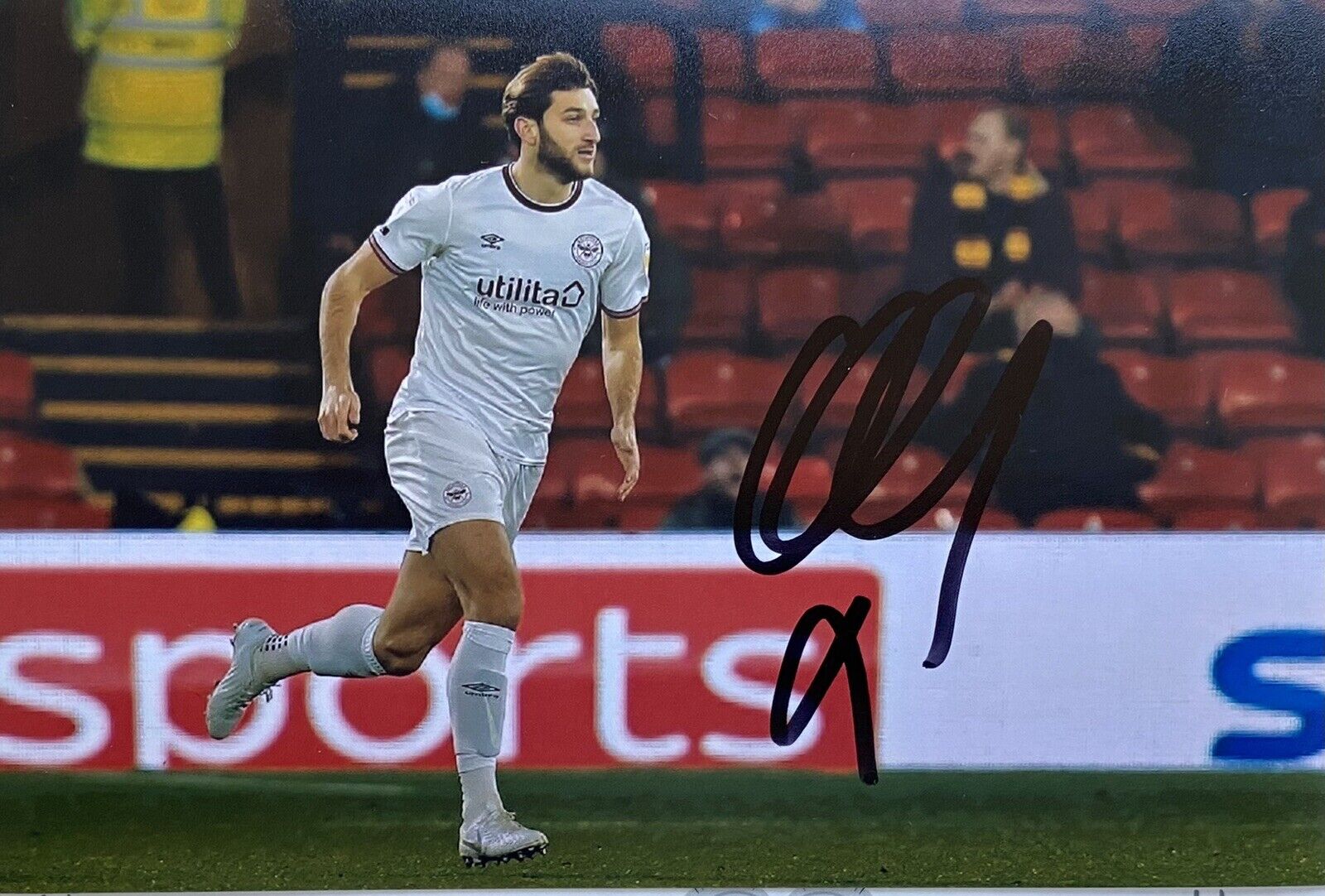 Charlie Goode Genuine Hand Signed Brentford 6X4 Photo Poster painting