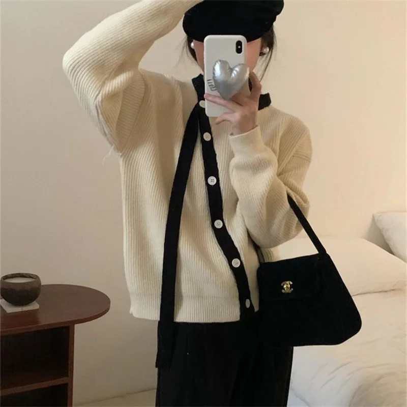 Ueong Ueong Wind Soft Waxy Spell Color Edge Autumn And Winter New Soft Waxy Irregular Oblique Collar Inclined Buckle Belt Design Sense Knit Cardigan