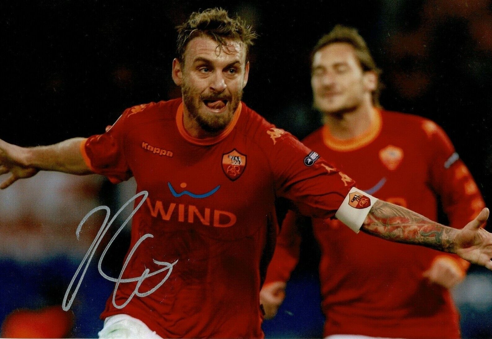 Daniele De Rossi Signed 12X8 Photo Poster painting Italy & ROMA Autograph AFTAL COA (1894)