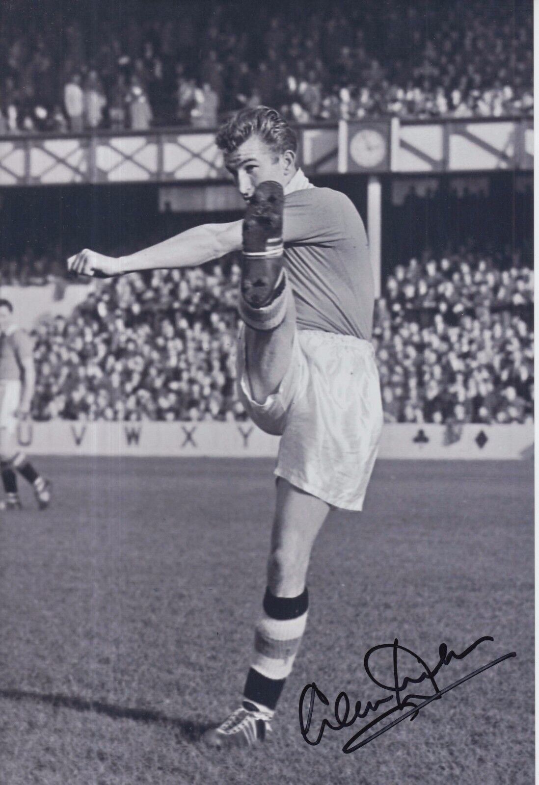 Alan Dicks Hand Signed Chelsea 12x8 Photo Poster painting.