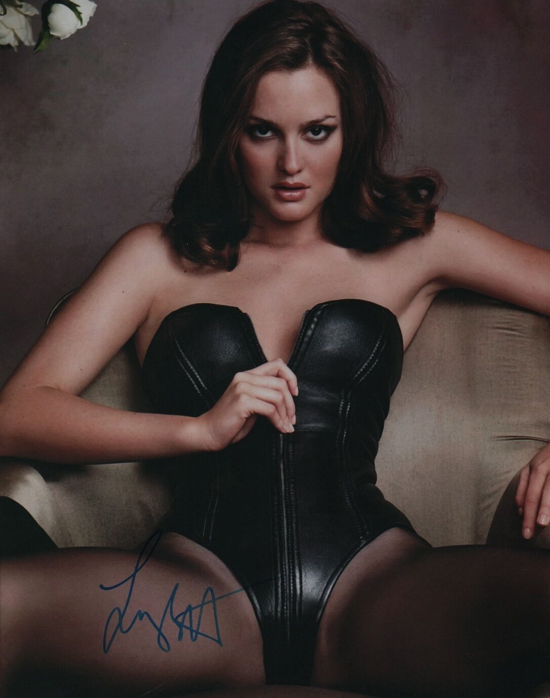 Leighton Meester signed 11x14 Photo Poster painting