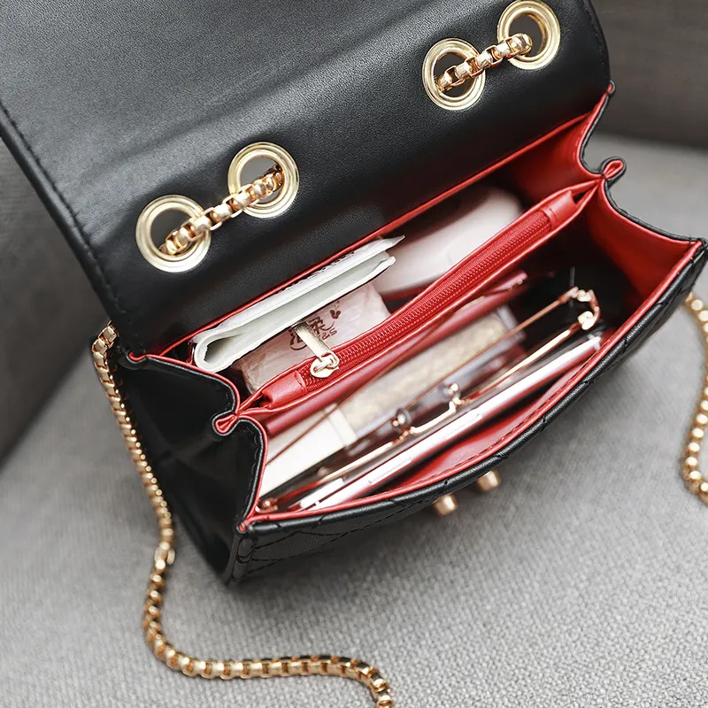 Retro Chain Simple Crossbody Bag