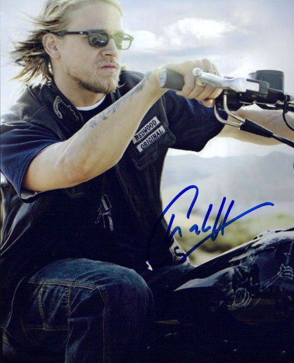 Charlie Hunnam (Sons of Anarchy) signed 8x10 Photo Poster painting in-person