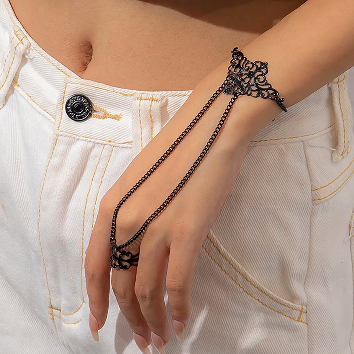 Salircon Punk Geometric Cutout Pattern Black Chain Wrist Bracelet Ring For Women Gothic Dark Halloween Bracelet Festive Jewelry LANFUBEISI