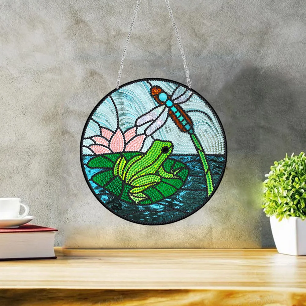 DIY Diamond Drawing Pendant Colored Imitation Glass Art (Dragonfly and Frog)