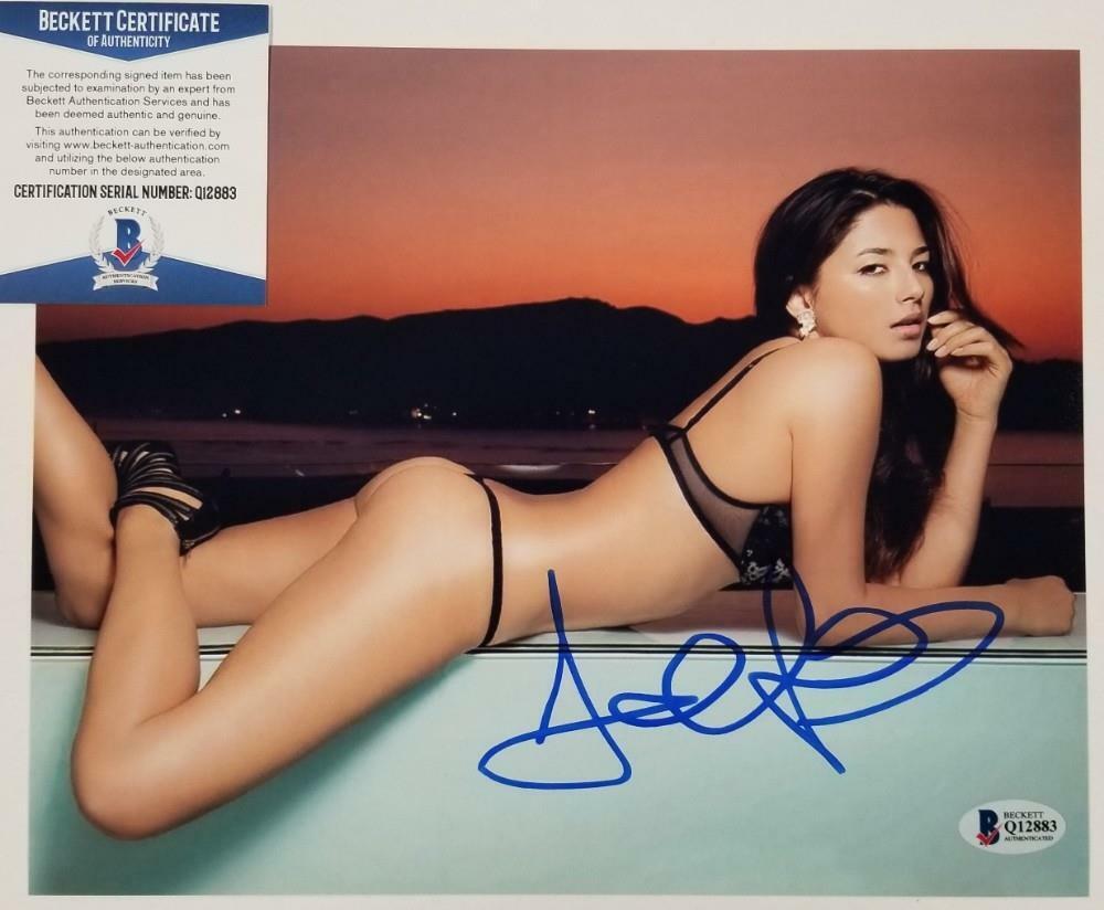 Jessica Gomes signed 8x10 Photo Poster painting Model Actress Autograph (F) ~ Beckett BAS COA