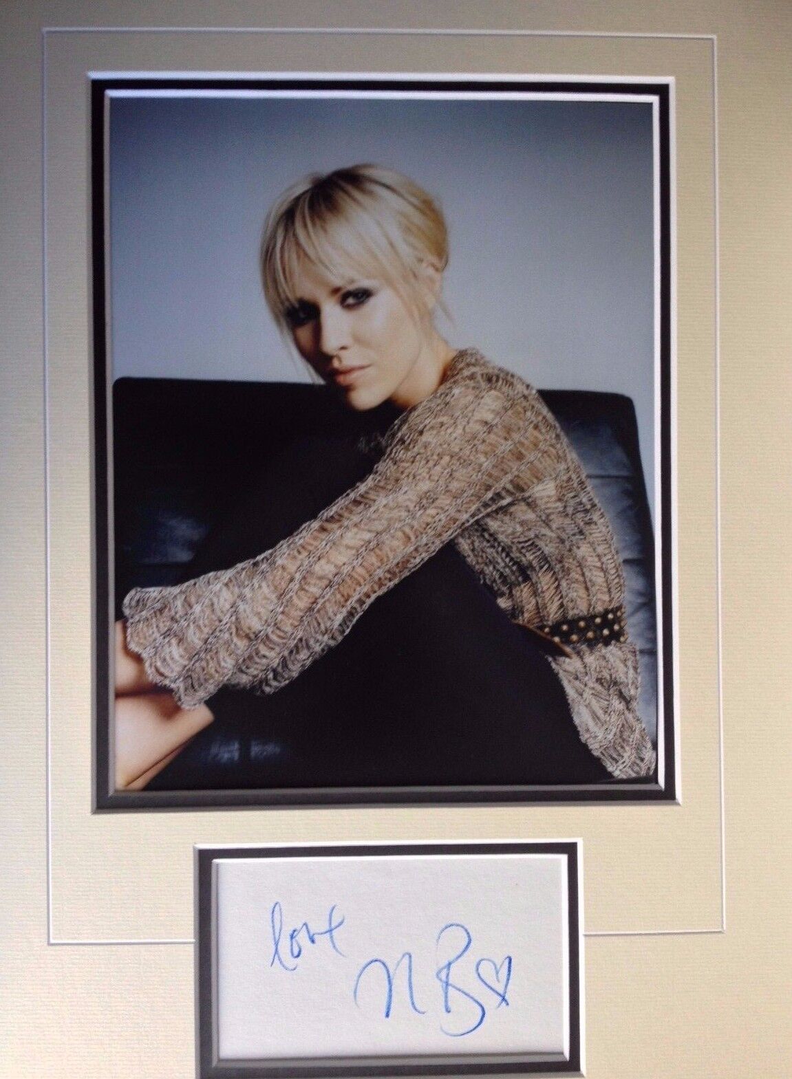 NATASHA BEDINGFIELD - CHART TOPPING SINGER - EXCELLENT SIGNED Photo Poster painting DISPLAY