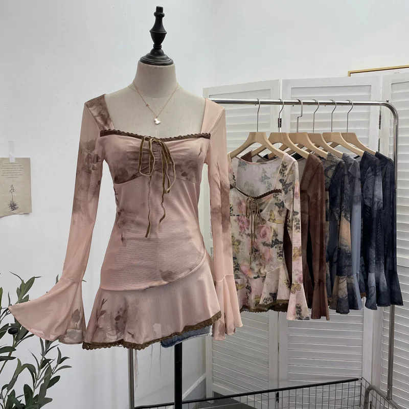 Uveng Spring And Summer New French Style Tie Dyed Horn Long-Sleeved Lace Side Design T-Shirt 9980