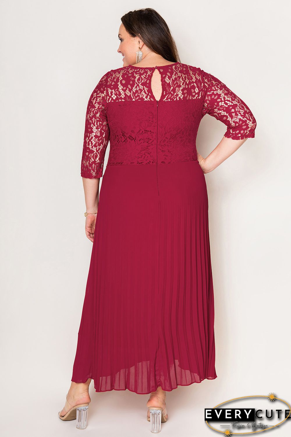 Red Lace Scalloped V Neck 3/4 Sleeves Pleated Tulle Plus Maxi Dress