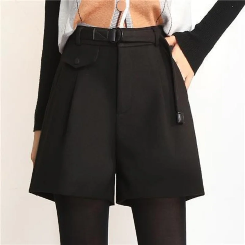 Jangj Autumn Winter Fashion Thin and Warm Woolen Wide Legs Shorts Solid Color Casual Office Lady Five-point Boot Shorts For Women