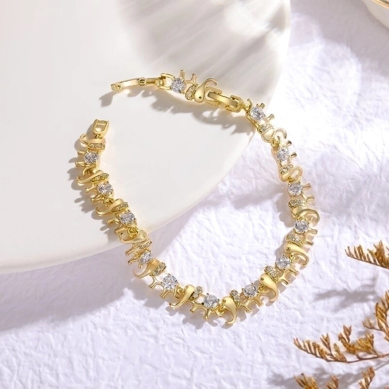 Vintage Style Solid Color Copper Brass 18k Gold Plated Gold Plated Zircon Bracelets In Bulk4