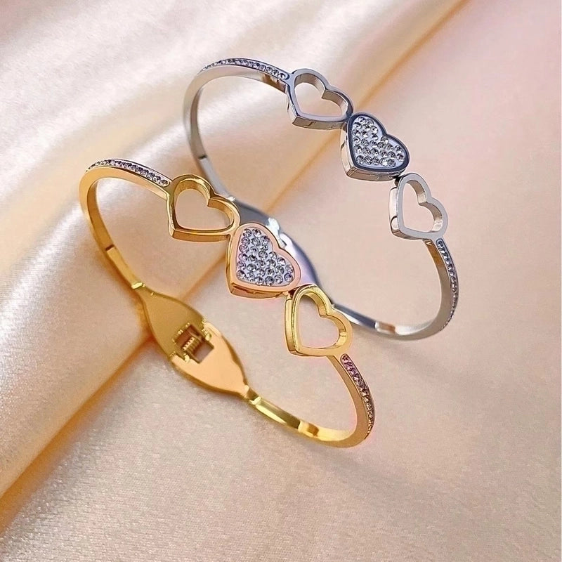 Minimalist Heart Shape Stainless Steel Inlay Zircon Bangle