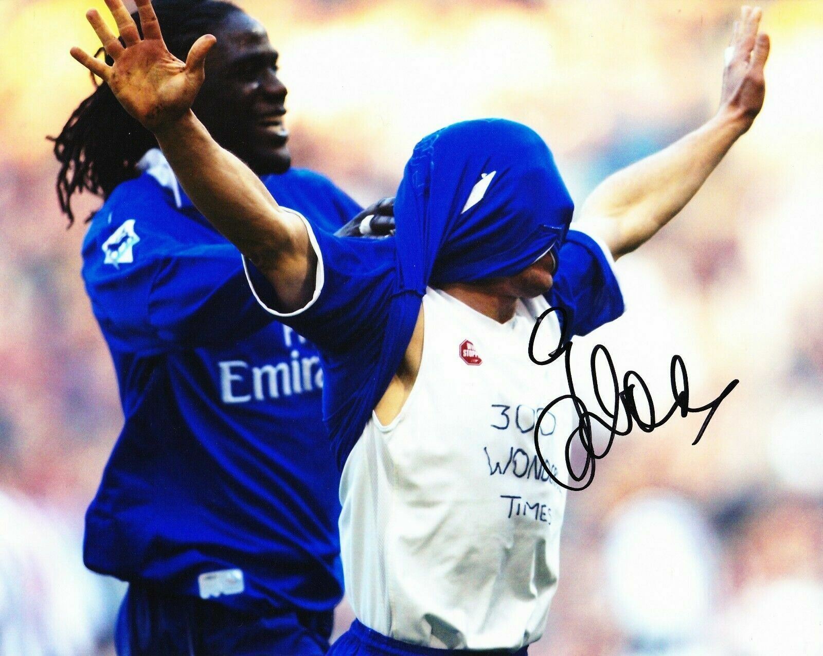 Gianfranco Zola Genuine Hand Signed 10X8 Photo Poster painting Chelsea FC AFTAL COA (1256)