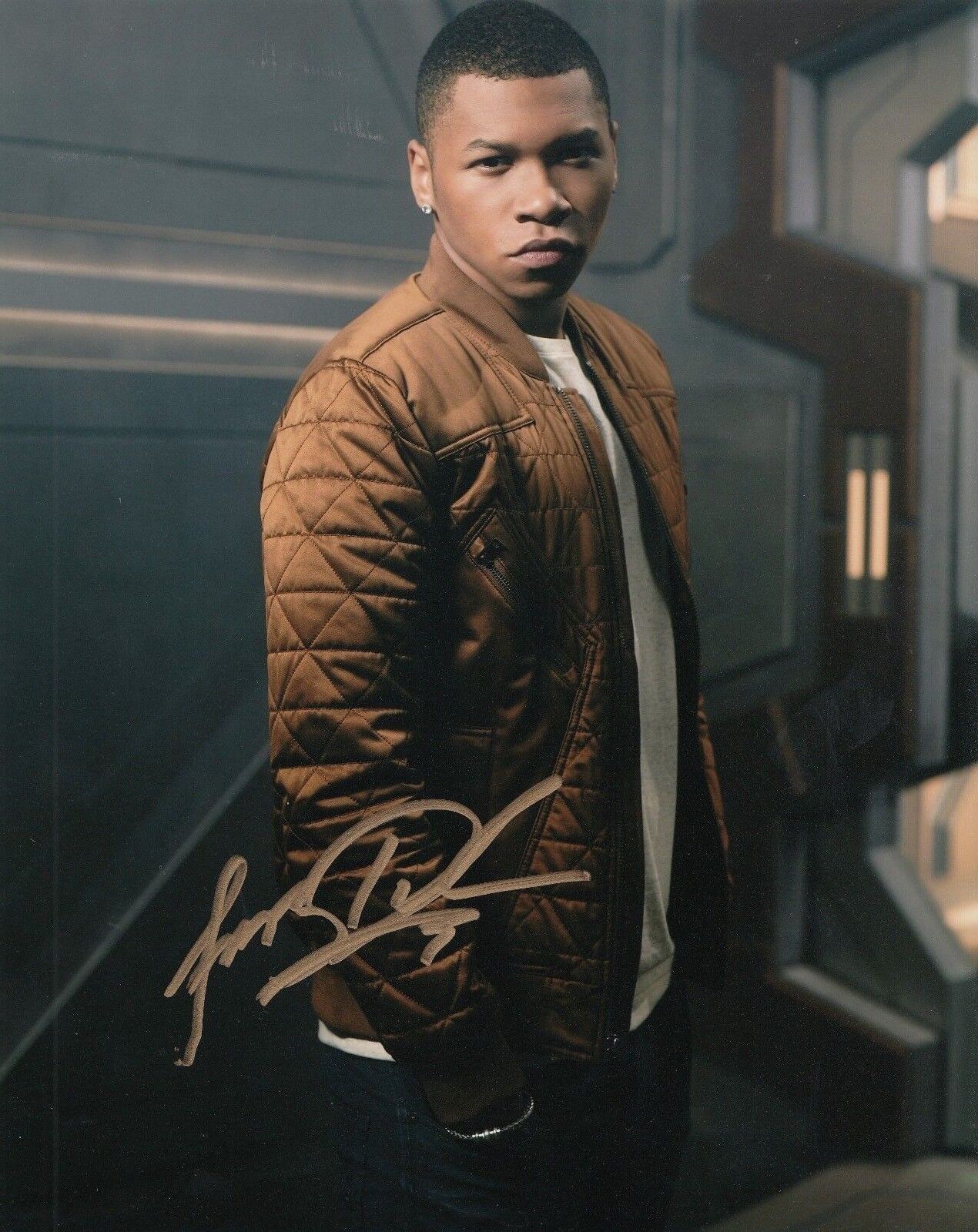 FRANZ DRAMEH signed (LEGENDS OF TOMORROW) *FIRESTORM* 8X10 Photo Poster painting PROOF