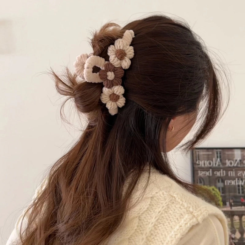 Vintage Style Flower Yarn Hair Claws