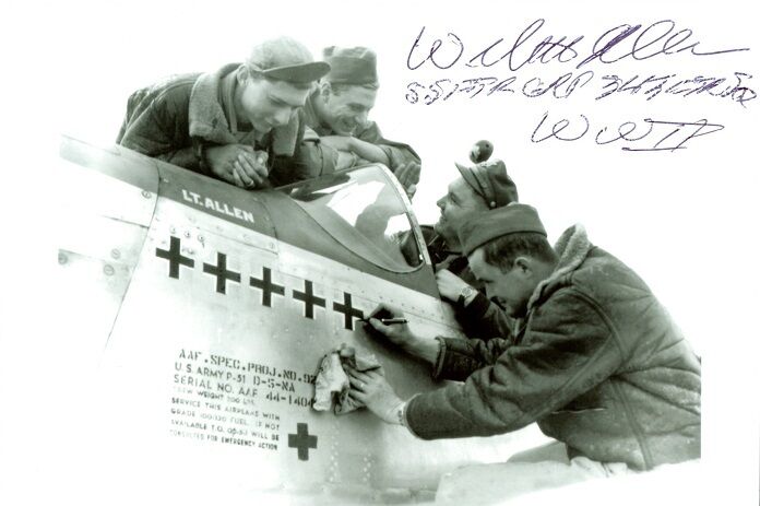 WW II Ace - WILLIAM ALLEN Signed Photo Poster painting