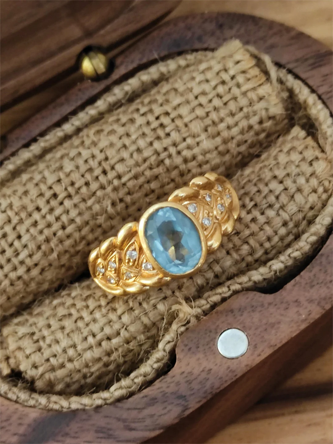 S313 蓝托帕石钻石稻穗戒指K18，钻石0.08ct，6.4g，11/50码【主石重量未知，有使用感，可选择翻新】