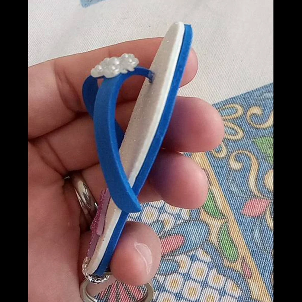 New Key chain slippers Metal Cutting Dies Decorative Scrapbooking Steel Craft Die Cut Embossing Paper Cards Stencils