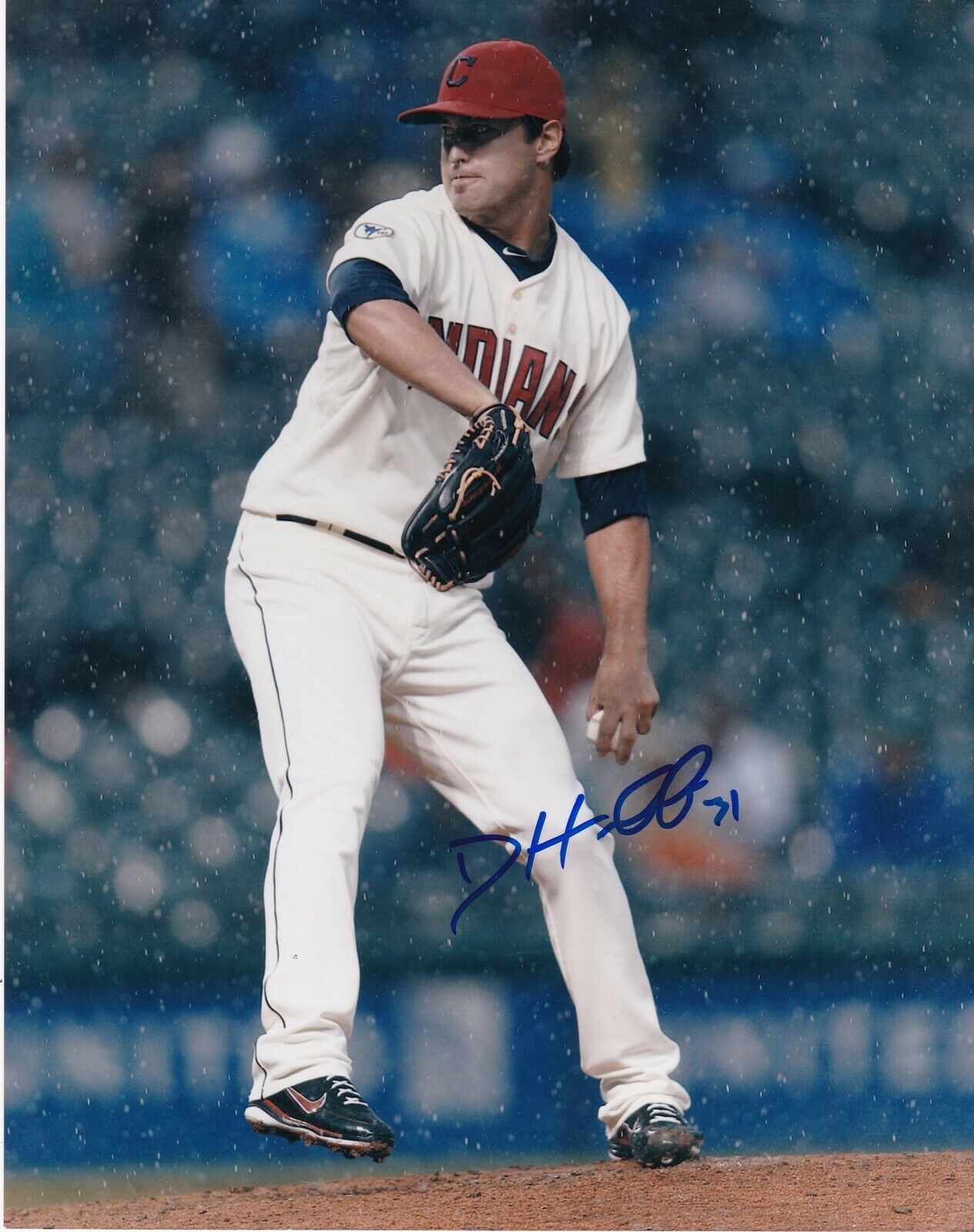 DAVID HUFF CLEVELAND INDIANS ACTION SIGNED 8x10