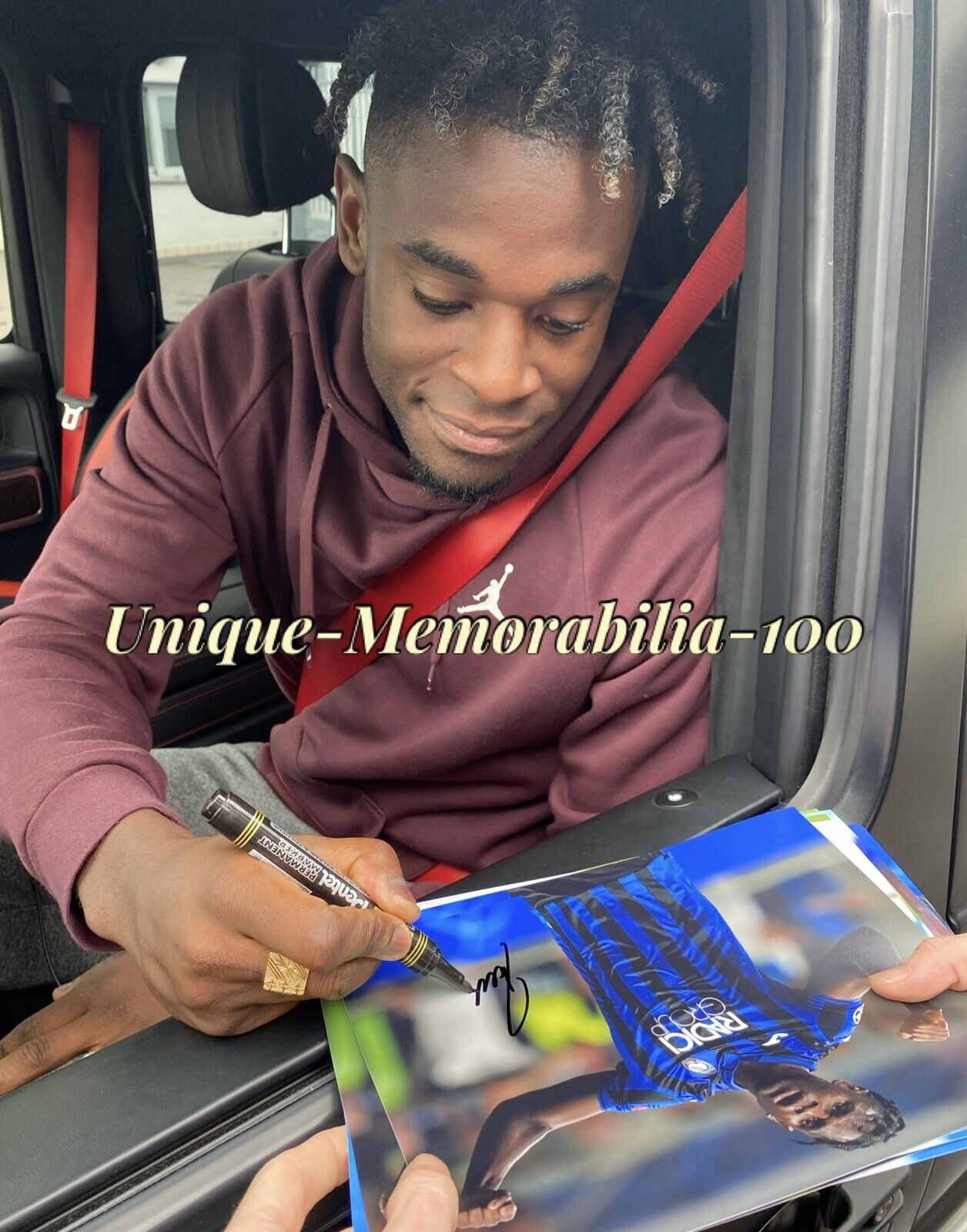 Duvan Zapata Genuine Hand Signed Atalanta B.C. 12x8 Photo Poster painting, Exact Proof, 2