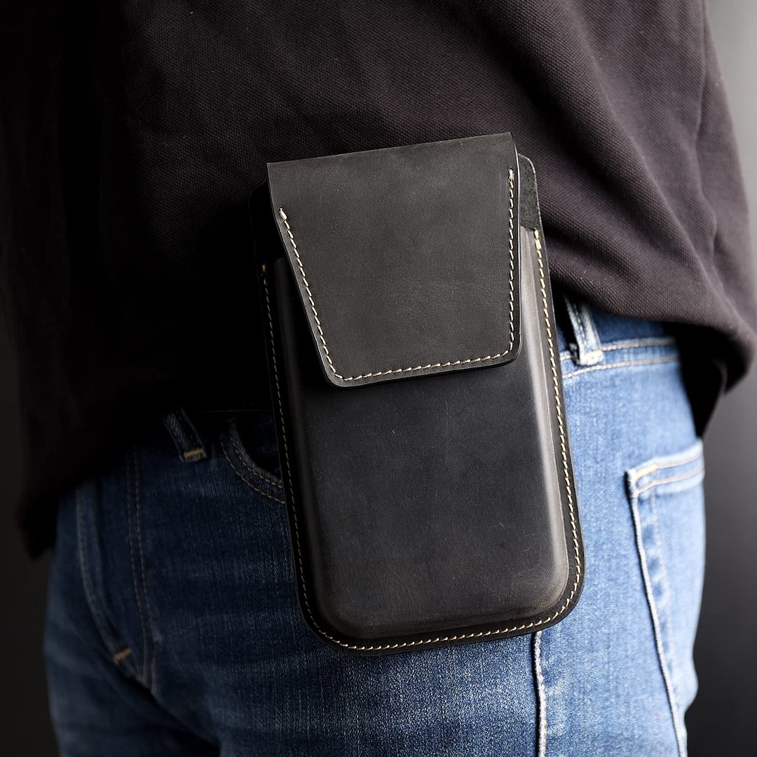Portable Genuine Leather Magnetc Phone Clip Belt Bag