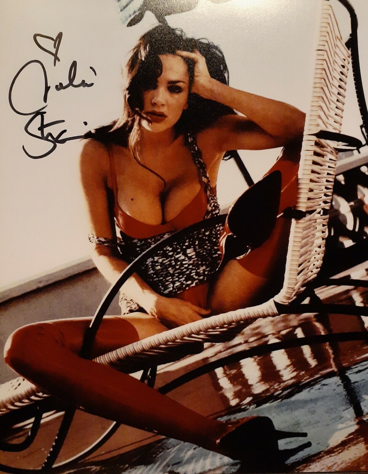 Julie Strain signed 8x10