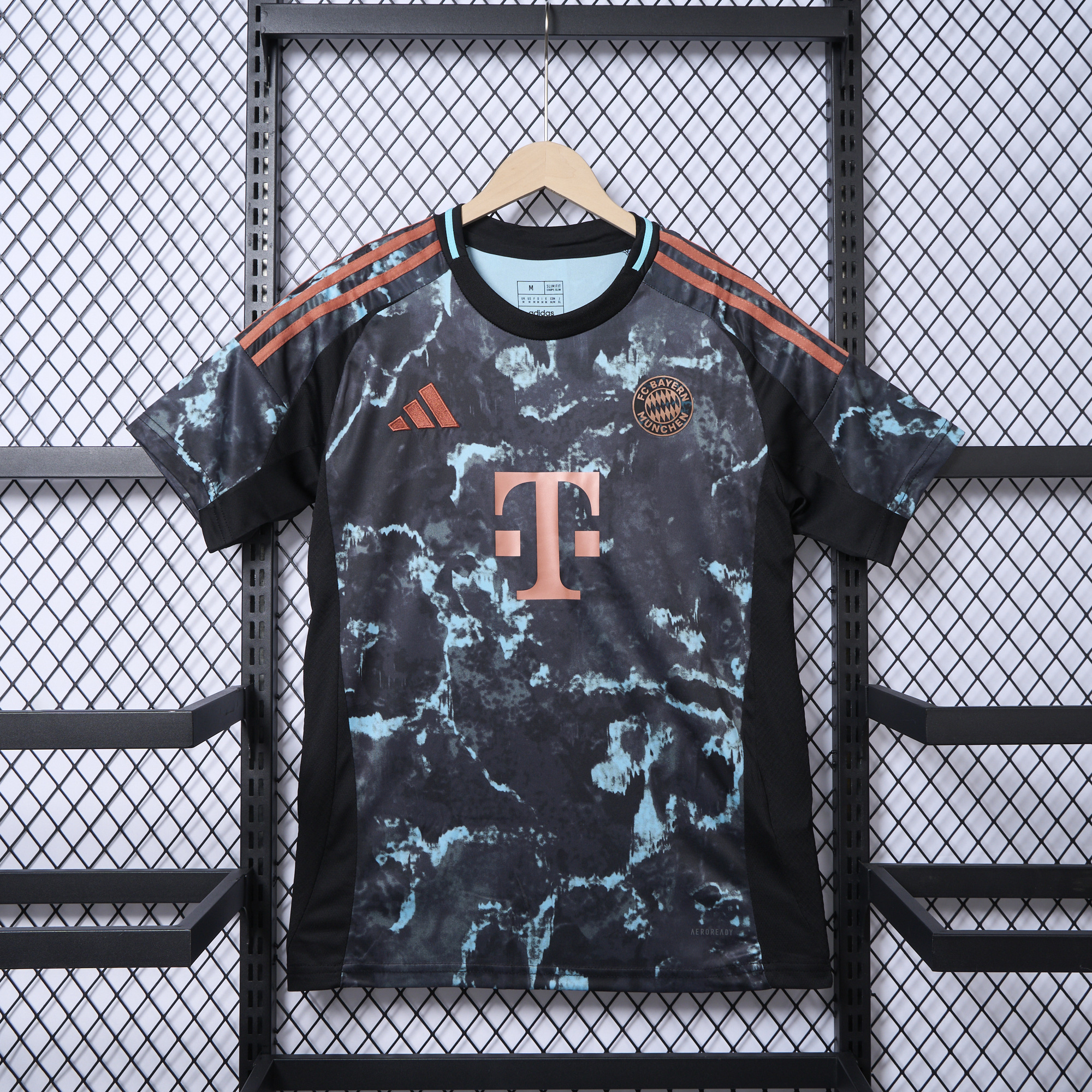 Bayern Munich 24-25 Away Jersey - Fans Version