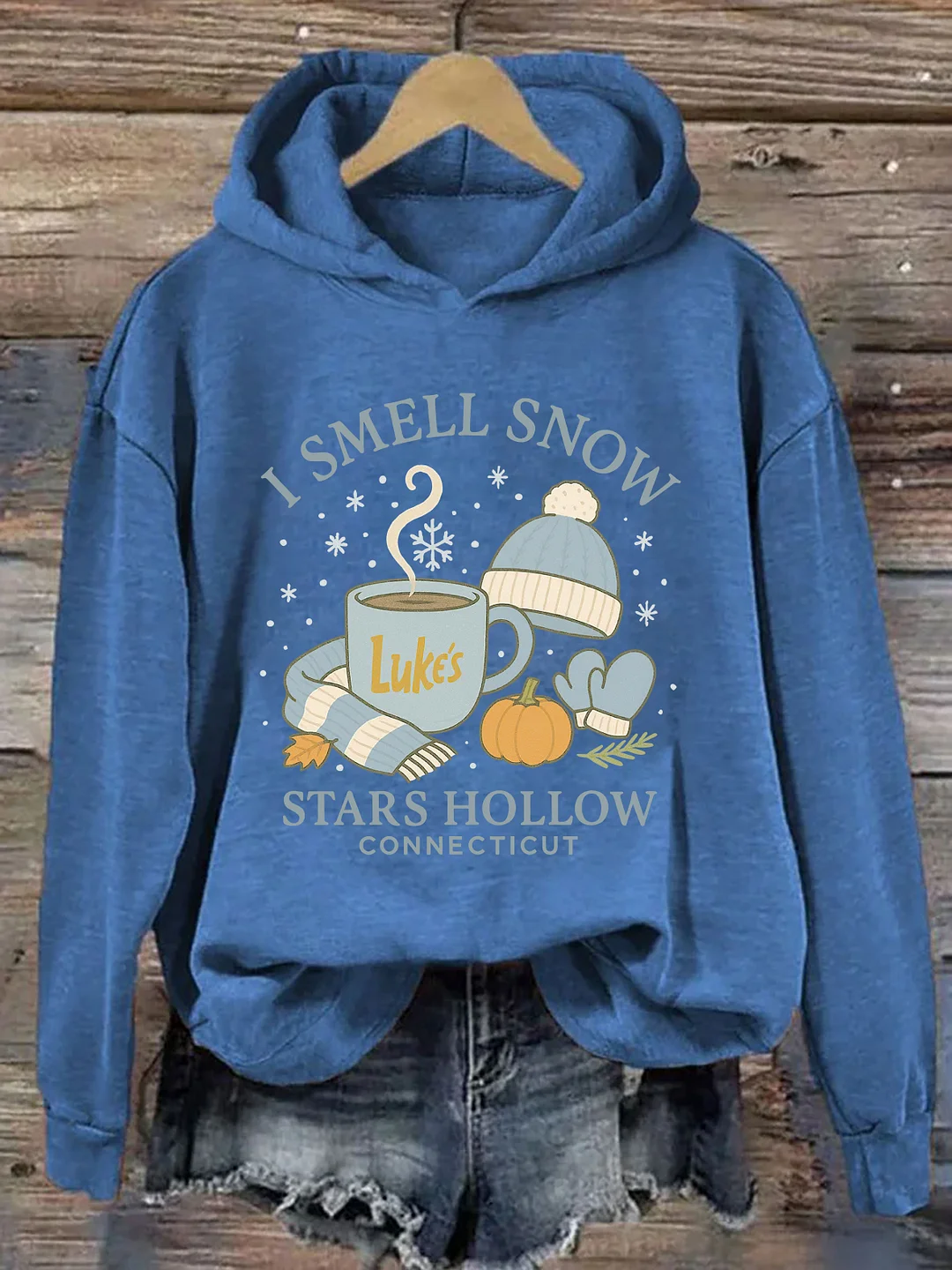 I Smell Snow Stars Hollow Hoodie