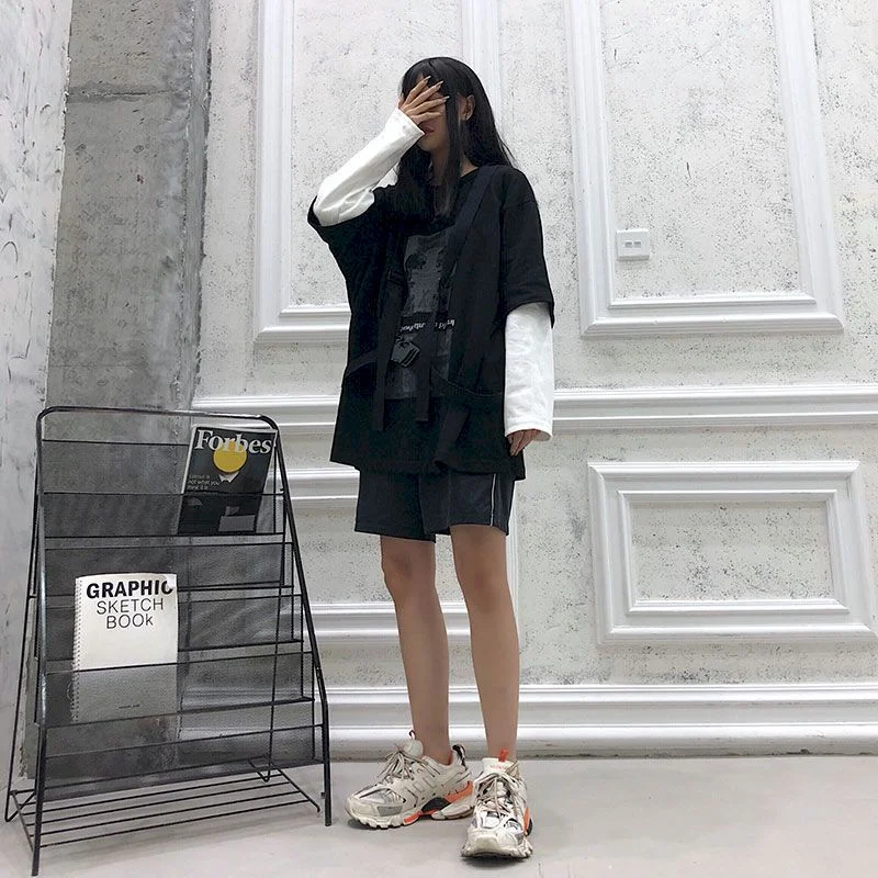 New fake two-piece long-sleeved t-shirt round neck top women OVERSIZE super fire Harajuku couple loose tie rebel printing long-s