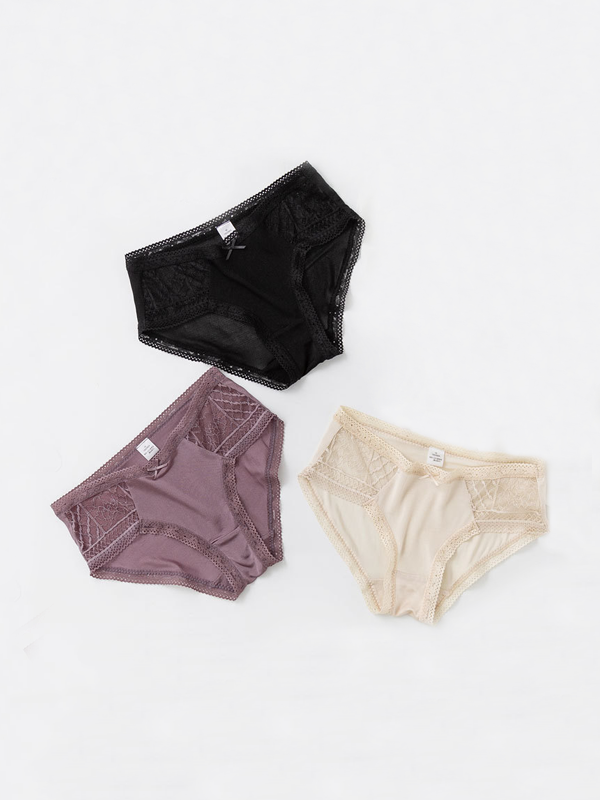 Slip en soie dentelle 3 pièces 1