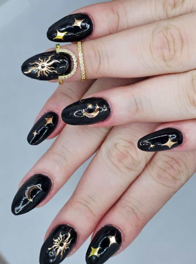 23 Amazing Celestial Nail Designs That Are Out of This World | Star nail  designs, Star nails, Ombre nails glitter