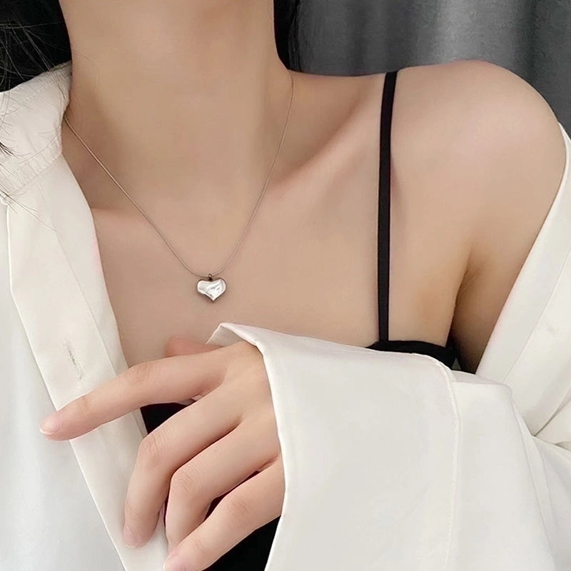 Stainless Steel Minimalist Heart Shape Pendant Necklace